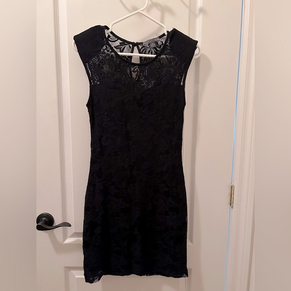 🔸ADD ON 5$ | Forever 21 | Lace mini dress - Picture 1 of 5